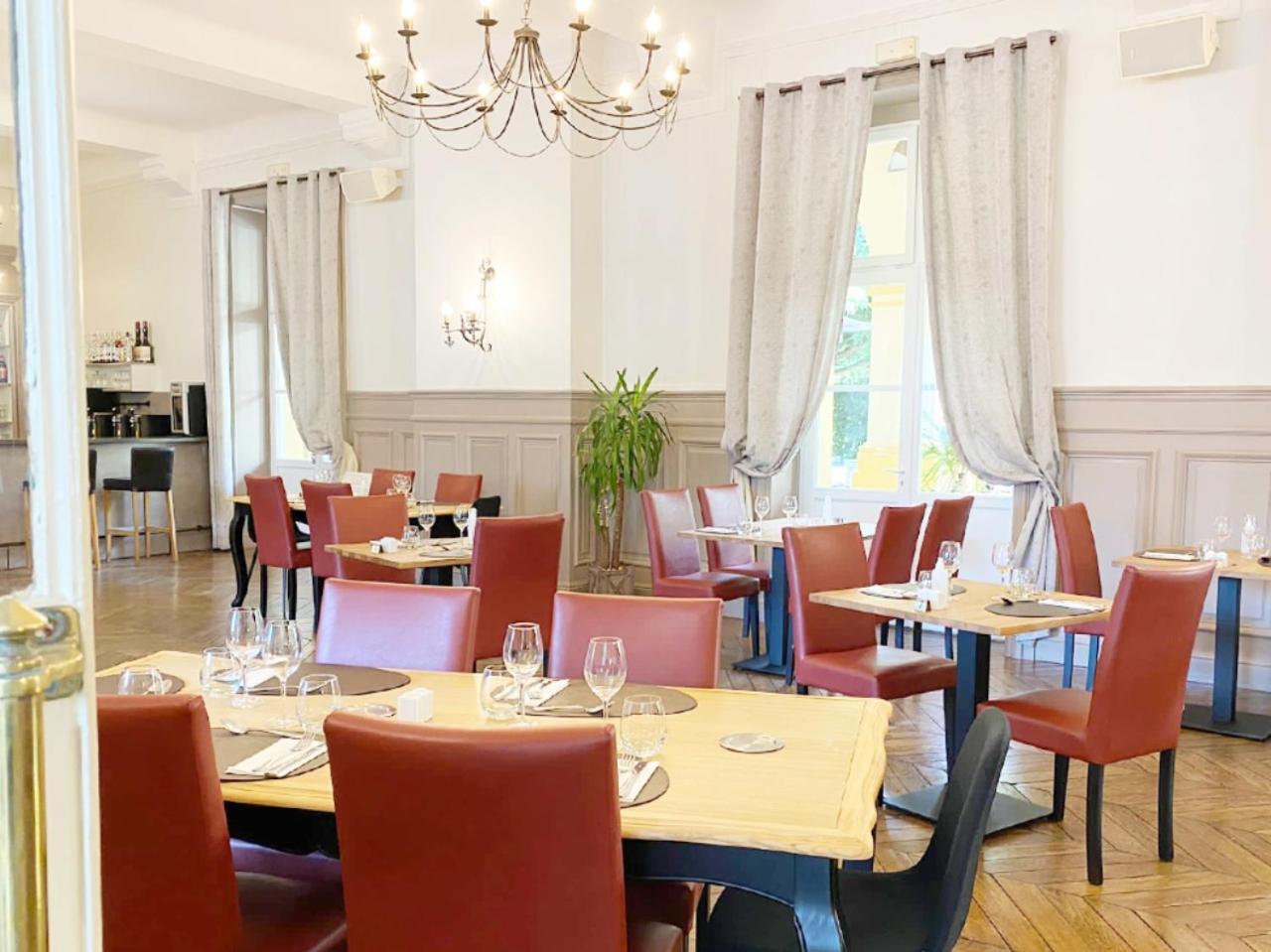 Grand Hotel De Bourbon-Lancy - Spa Et Restaurant - Logis Ngoại thất bức ảnh