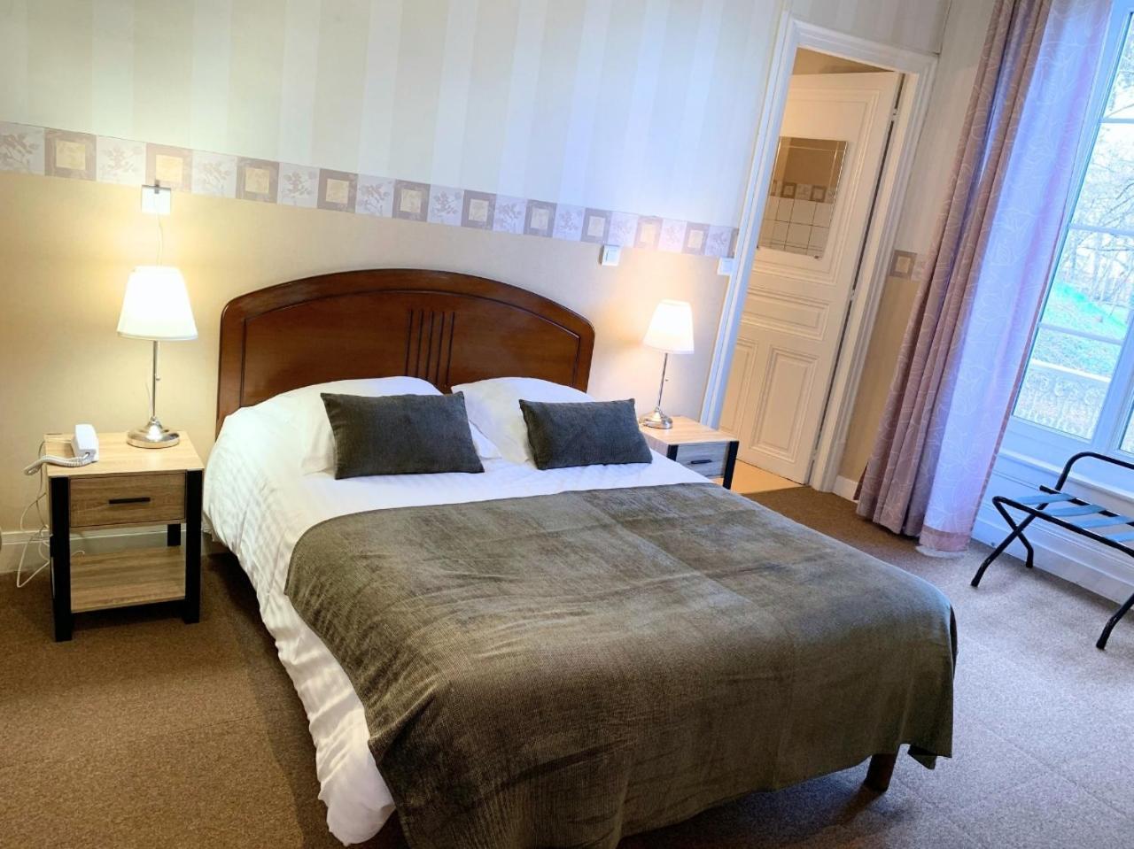 Grand Hotel De Bourbon-Lancy - Spa Et Restaurant - Logis Ngoại thất bức ảnh