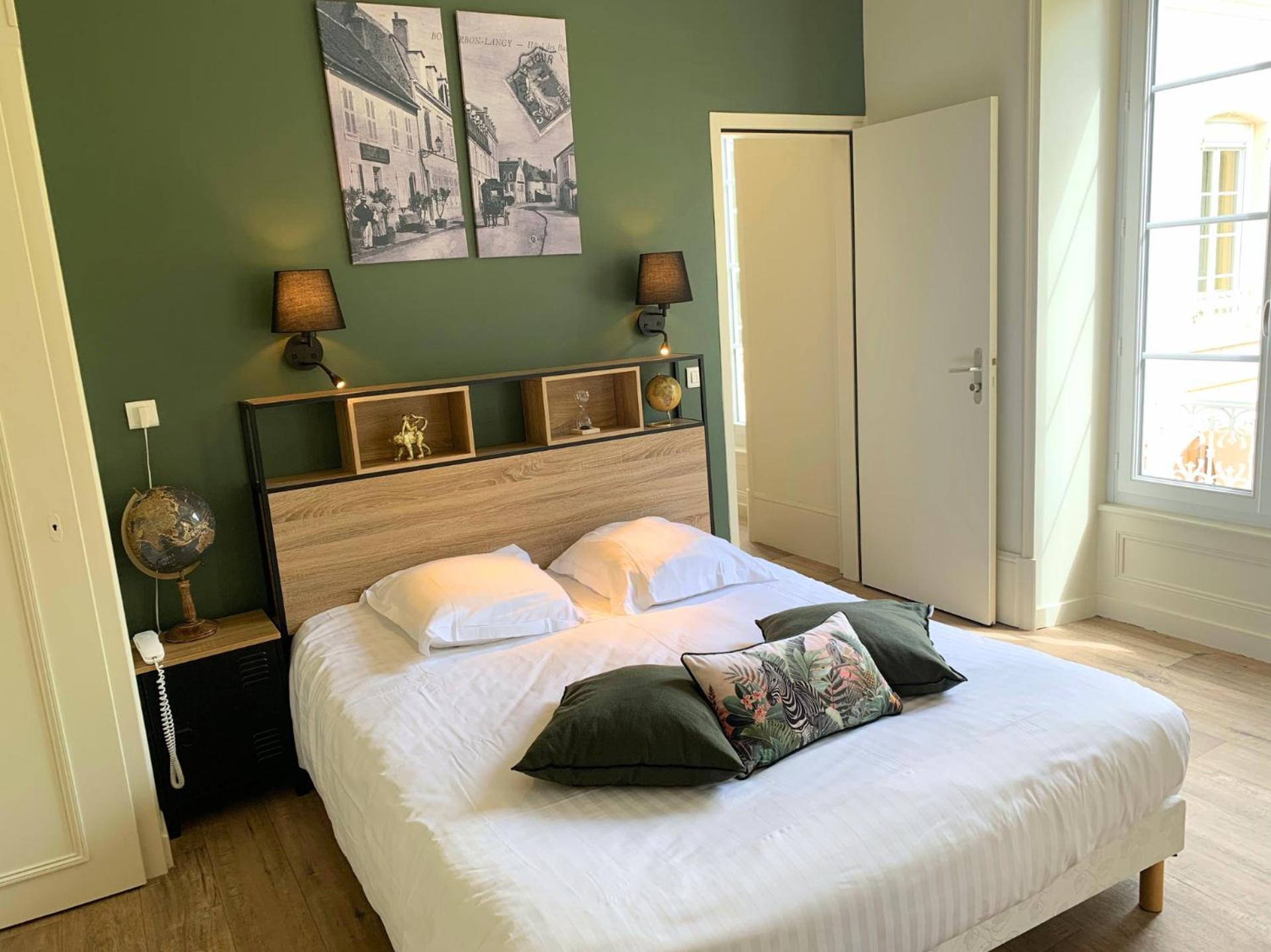 Grand Hotel De Bourbon-Lancy - Spa Et Restaurant - Logis Ngoại thất bức ảnh